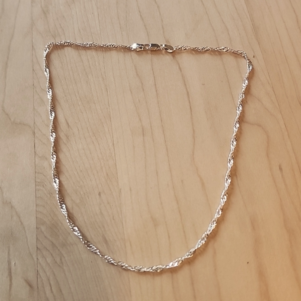 Vintage silver twist chain 16"